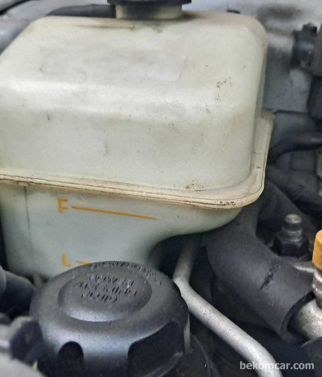 Coolant/antifreeze check|bekomcar.com