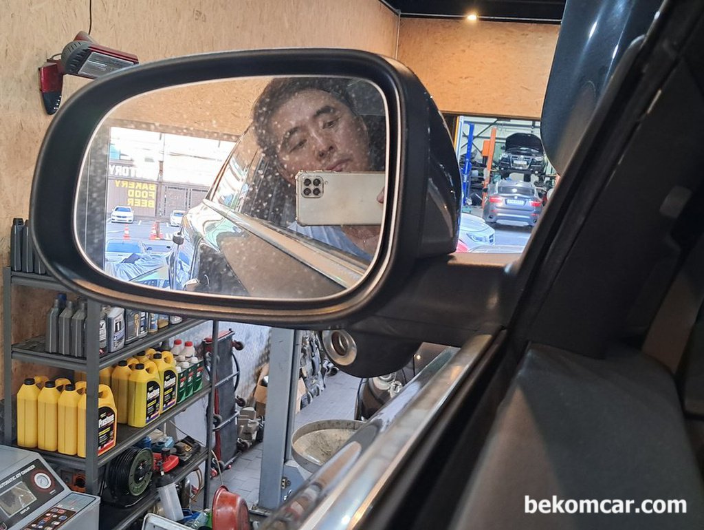 차량정비는 팀으로 하는경우가 많이 있다.|بيكومكار  (bekomcar)