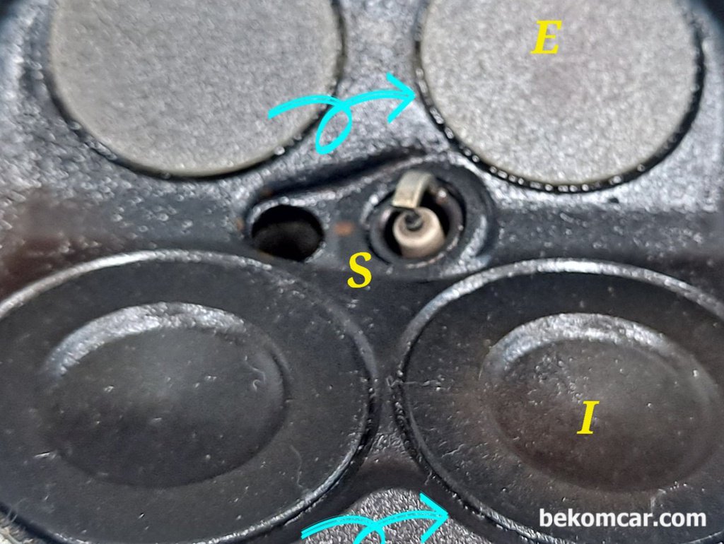 벨브간극조정시, 타이트 하다는것은 무슨의미인가?|bekomcar.com