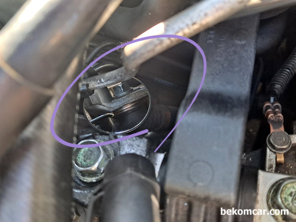 엔진마운트 응급조치, 전 후 차이가 크다|بيكومكار  (bekomcar)