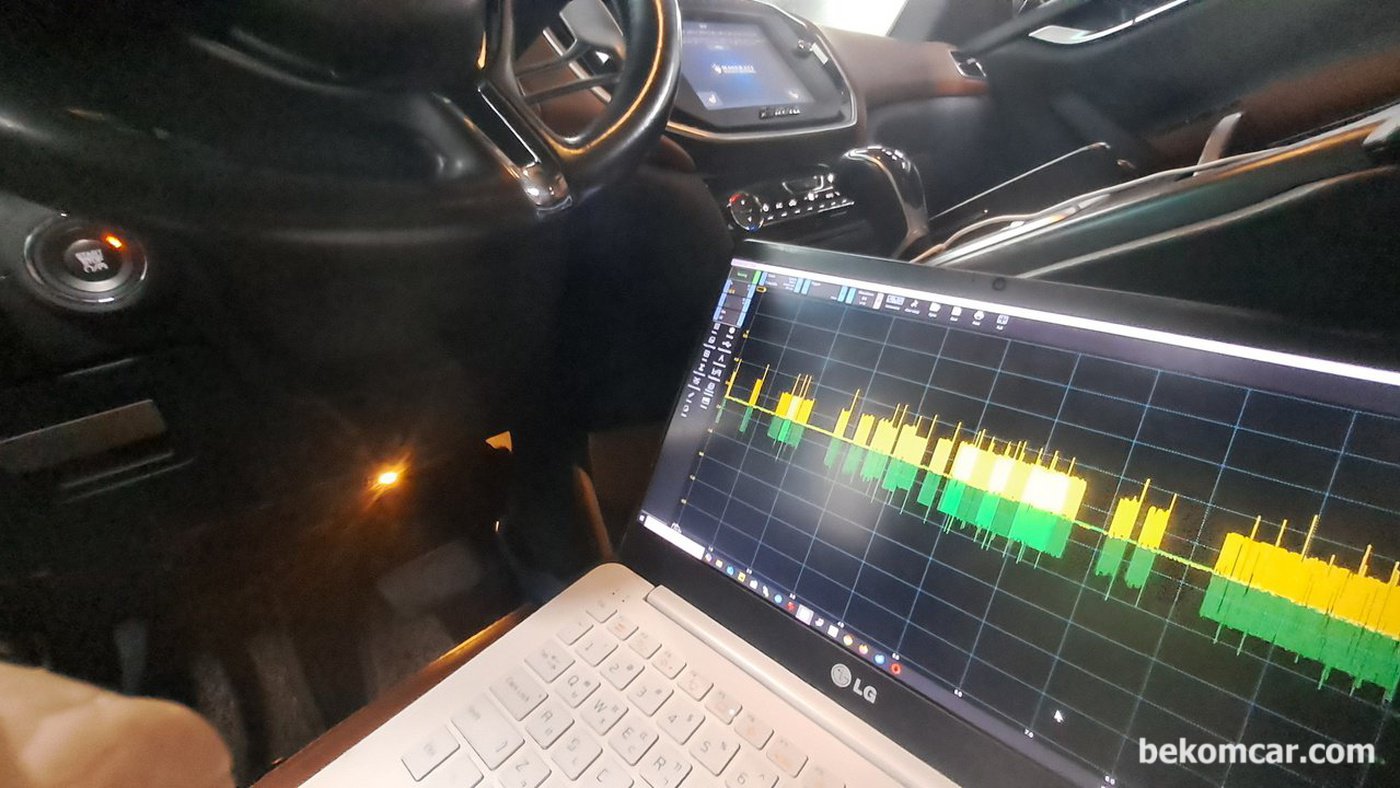 고장코드 중 U*의 경우는 기본적인 데이터 통신상태를 점검한다. DLC에서 ECU등 다양한 모듈에 접속해서 원하는 데이터를 추적해가면서 분석해나간다.|베콤카 차량정밀진단