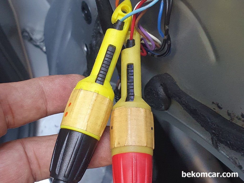 사이드미러가 간헐적으로 펴지지 않는 증상 점검, 혼다 시빅 2008년 1.8|بيكومكار (bekomcar)