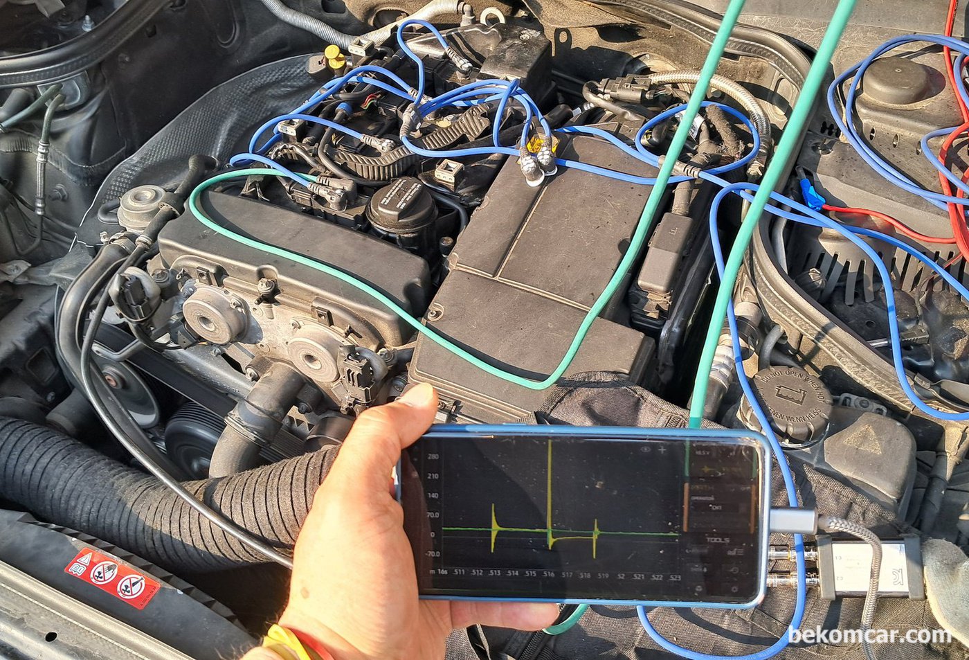 공연비 농후 P0172 와 4번 실린더 실화 P0304 진단과정, 벤츠 W211 E200K 이다. 스코프는 HS512Max 그리고 1채널에 6개까지 점화파형 측정이 가능한 특수 프로브 ROTKEE 의 LX6 를 사용했다.|贝科姆汽车 (bekomcar)