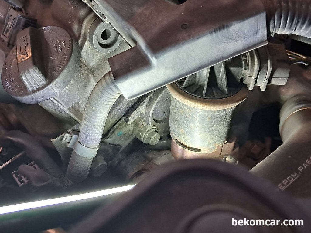 혼다 6기통 캠새프트 쓰러스트커버 누유 없다.|بيكومكار  (bekomcar)