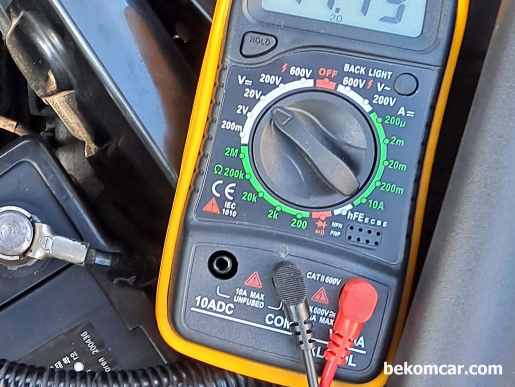 The battery is one of the basics of car maintenance|bekomcar.com