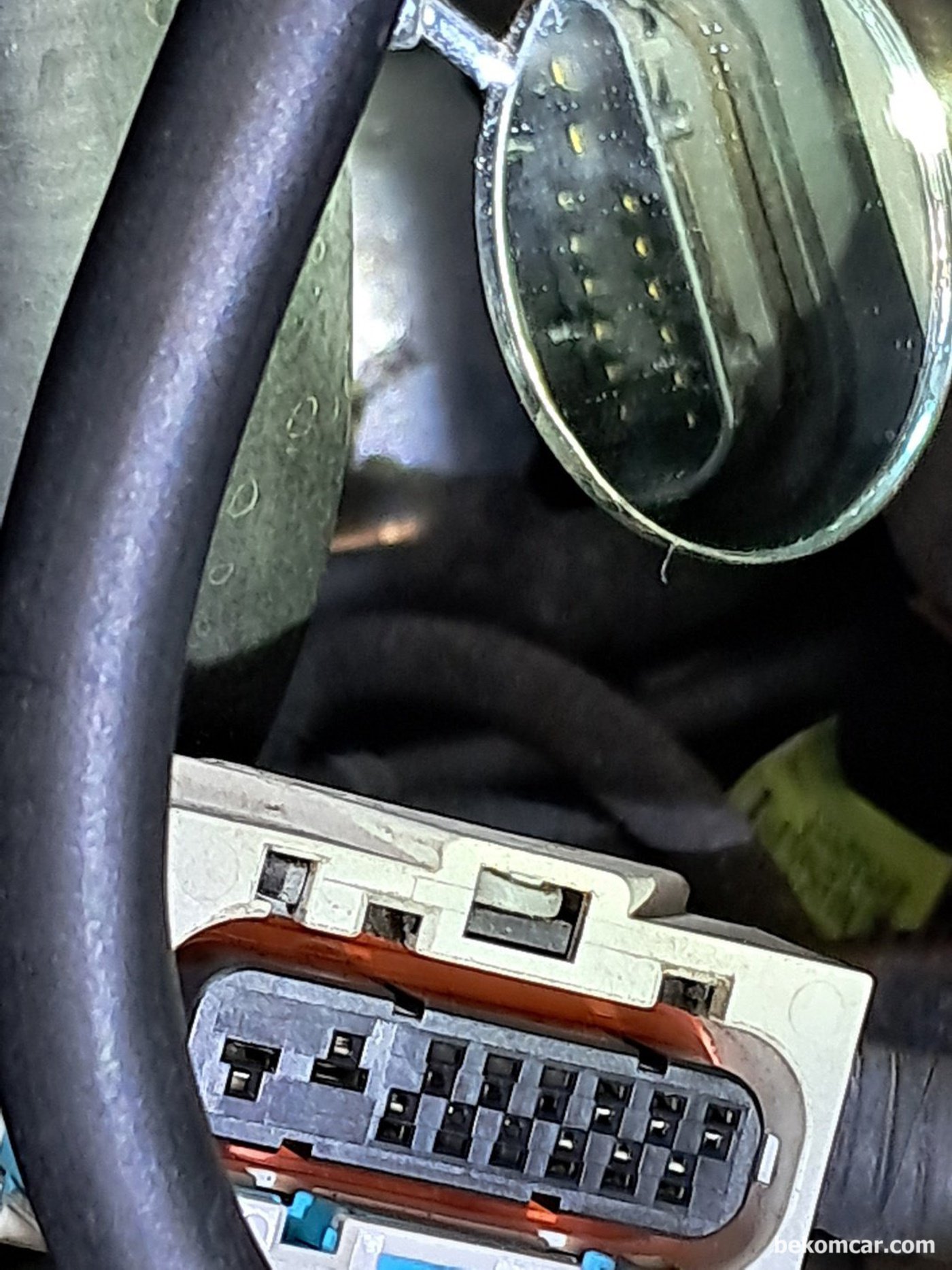 GM대우 알페온 2014년 직렬 캔 통신 (Serial GMLAN) 고장코드 진단기록, TCU 파워 그라운드 상태 그리고 코넥터 상태 핀 텐션 등 하네스 점검도 한다.|bekomcar.com