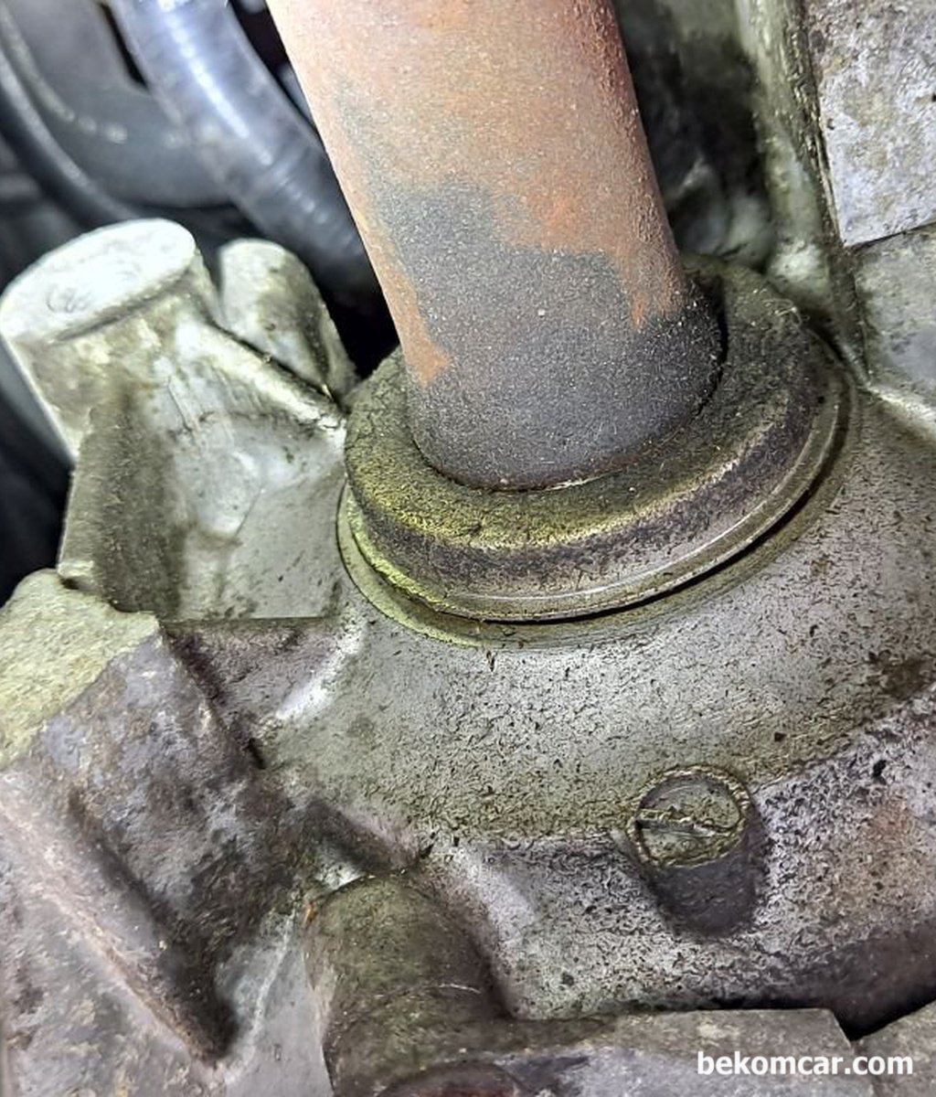 What should I repair at my 100,000 km maintenance time?|bekomcar.com
