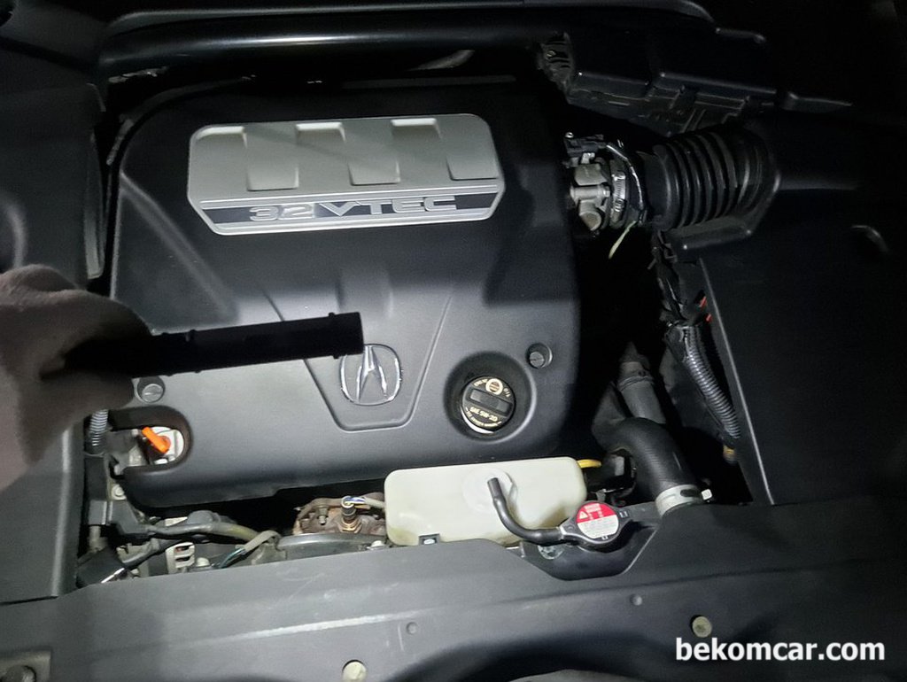 북미버전 혼다 아큐라 TL 전륜구동 차량 엔진룸 점검|贝科姆汽车 (bekomcar)