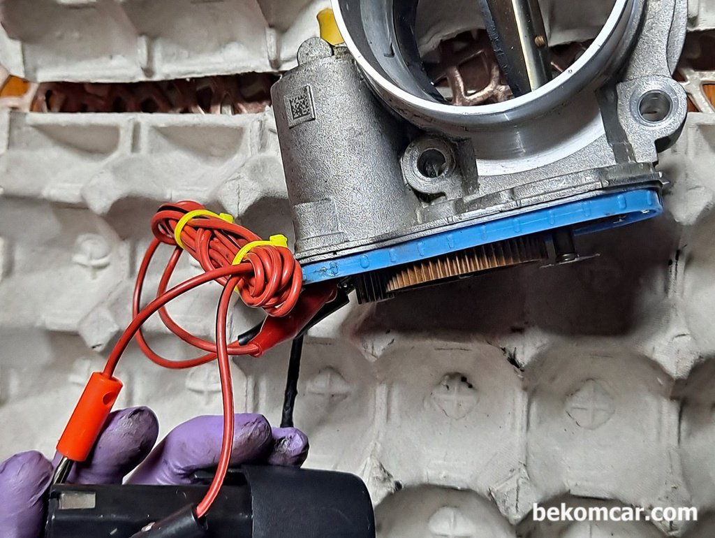 쓰로틀바디 분해후 주요부품 테스팅|贝科姆汽车 (bekomcar)
