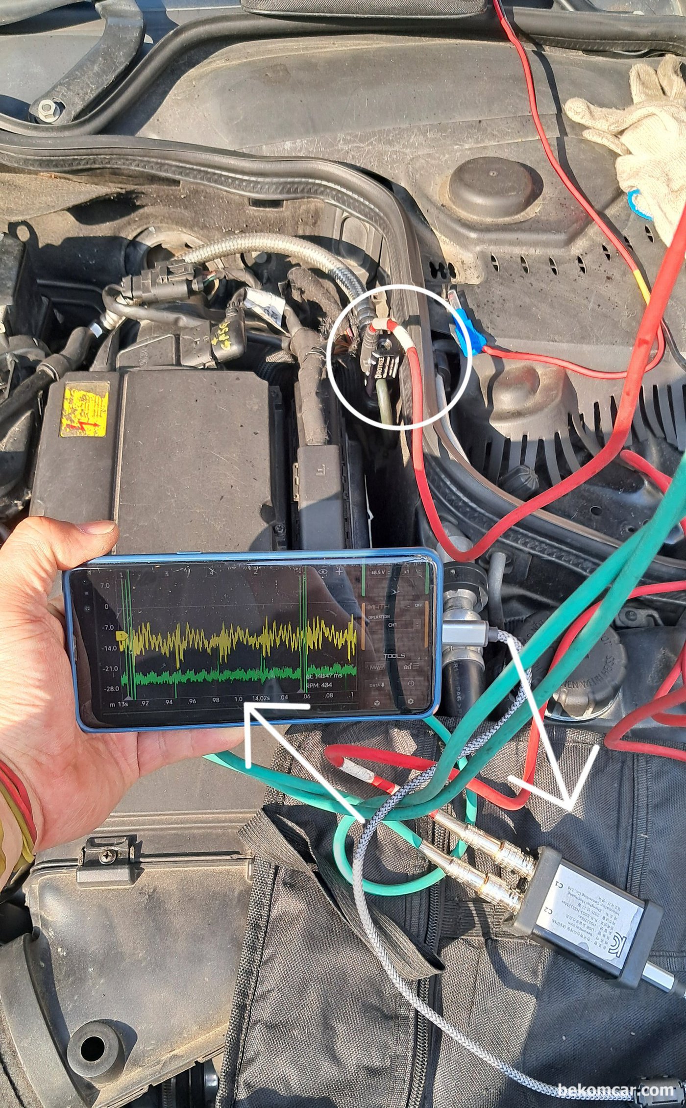 벤츠 W211 E200K 실화증상 관련 인젝터 분사량 파형측정 에 사용된 HS512Max 12Bit ADC 지원 정밀 스코프 그리고 ROTKEE VS 인젝터 분사량측정 맥동센서 이다. 둘 다 베콤카에서 국내 대리점으로 수입 공급하고 있다.|贝科姆汽车 (bekomcar)