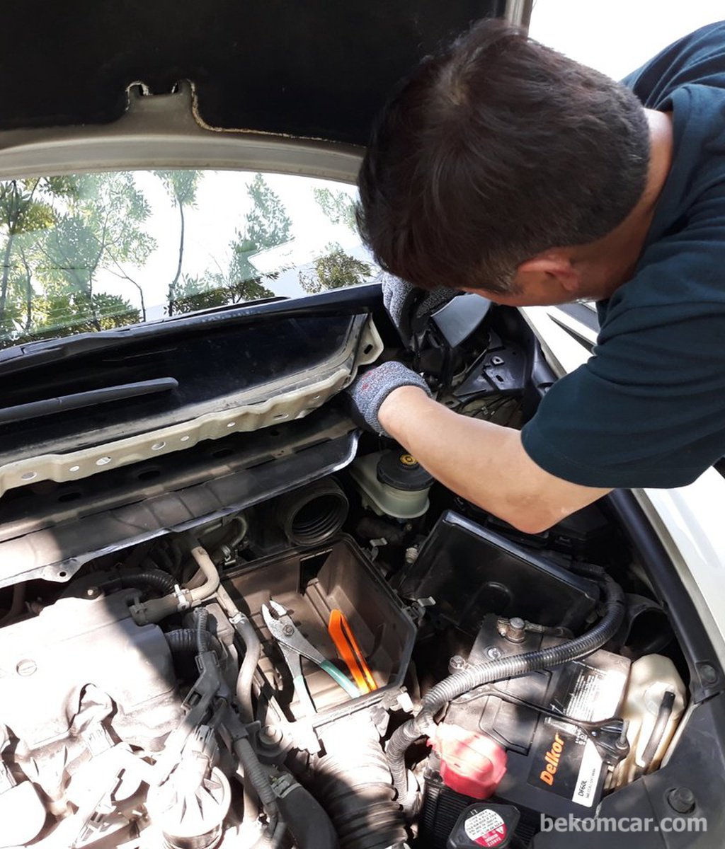 Learn the vehicle maintenance basics first.|bekomcar.com