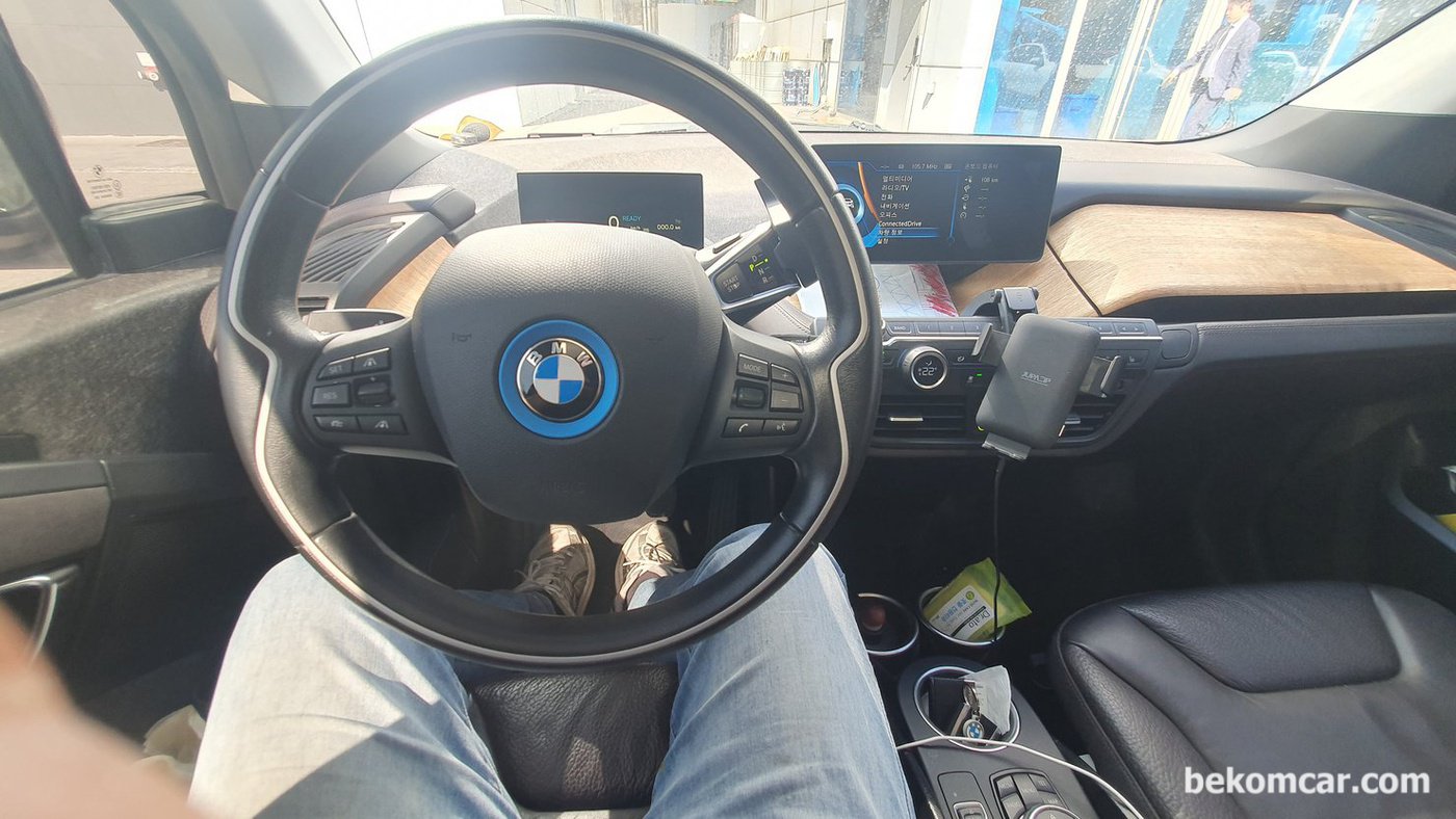 BMW i3 2015년 주행불가 상태, 배터리가 충전되지 않습니다. 모든 작업후 시운전 한다. 모든것이 정상이다. 고객이 마침 전화하셨다. 오셔서 귀염둥이 데리고 가라고 말씀드린다. 고객에게 원인등을 고객눈높이에 맞추어 설명드린다.|ベコムカー (bekomcar)