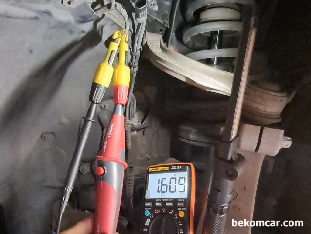 BMW F10 528i ABS 휠스피드센서 저항값측정|bekomcar.com