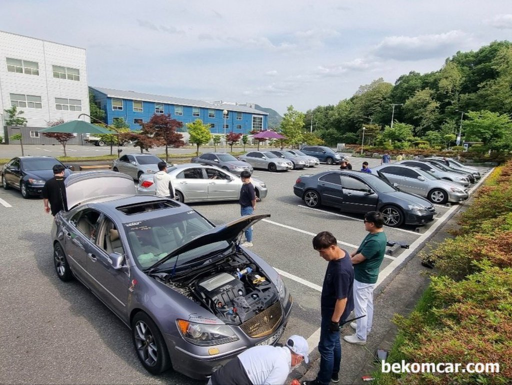 혼다클럽 대전 정모, 서로 차량점검에 바쁘다|bekomcar.com