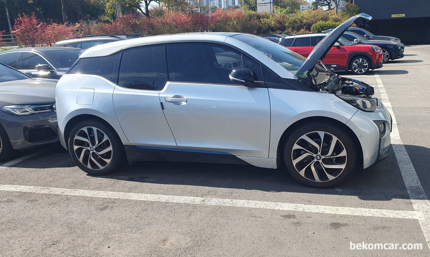BMW i3 2015년 옆 모습이 귀엽다.|ベコムカー (bekomcar)