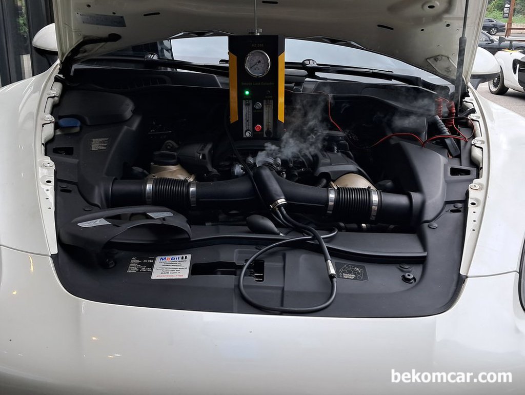 포르쉐 카이엔S 도둑공기 찾는 스모크테스팅|贝科姆汽车 (bekomcar)