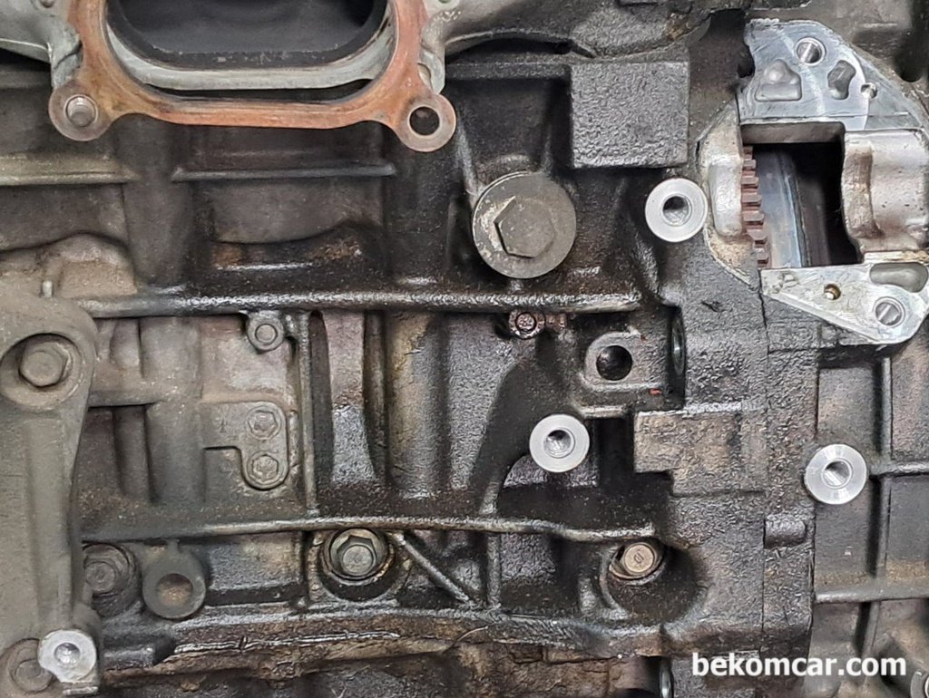 혼다 V6 J35엔진누유 부분중 캠새프트쓰러트 커버|بيكومكار  (bekomcar)