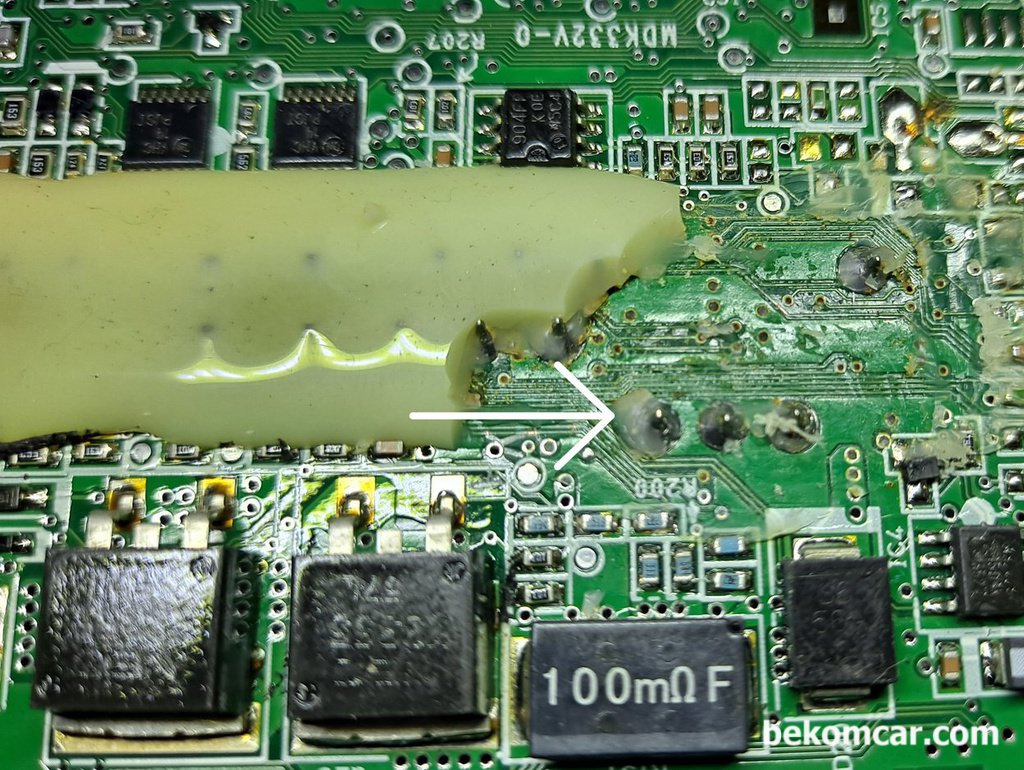 ABS모듈 압력센서 3개 터미널의 PCB 납땜상태|베콤카 차량정밀진단