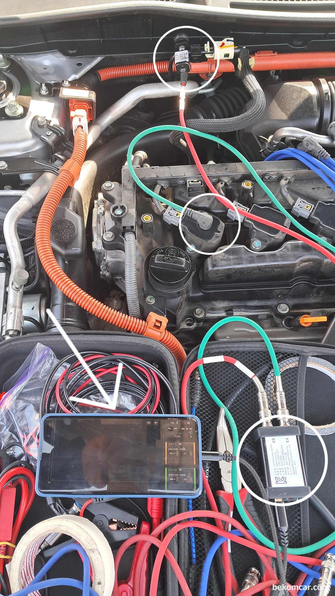 혼다 어코드 10세대 인젝터 분사량 차이, 분사노즐 카본 막힘, 인젝터 작동상태, 연료펌프 & 전원 접지 휴즈 하네스등 상태 등 기초적인 진단이 가능하다. HS512Max 스코프, ROTKEE VS 진동센서 그리고 LX1 싱크채널 프로브 를 사용했다. 실제 진단 차량은 혼다 어코드 10세대 2.0T 이지만 자료사진은 혼다 어코드 9.5세대 하이브리드 차량이다. 측정방법 은 어느 차량이든 같다.|베콤카 차량정밀진단