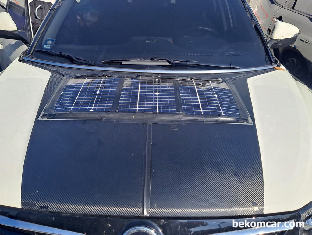 본네트위에 태양열패널 장착한 2016년 쌍용 티볼리 1500cc|بيكومكار  (bekomcar)