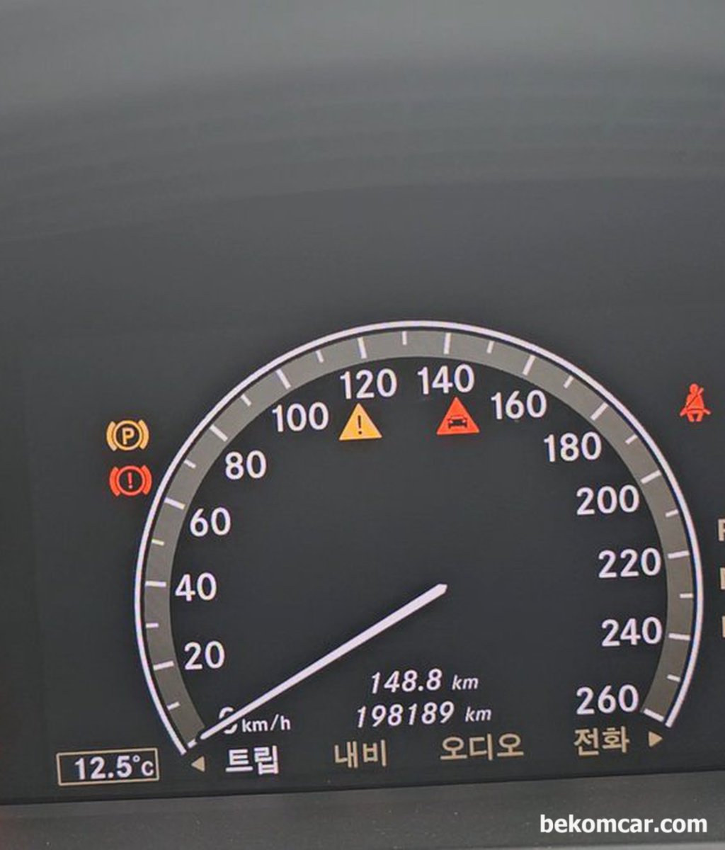 벤츠 S550 차량입니다. 출근 할려고하는데 갑자기 시동이 걸리지 않아요. 왜 시동이 걸리지 않을까요?|贝科姆汽车 (bekomcar)