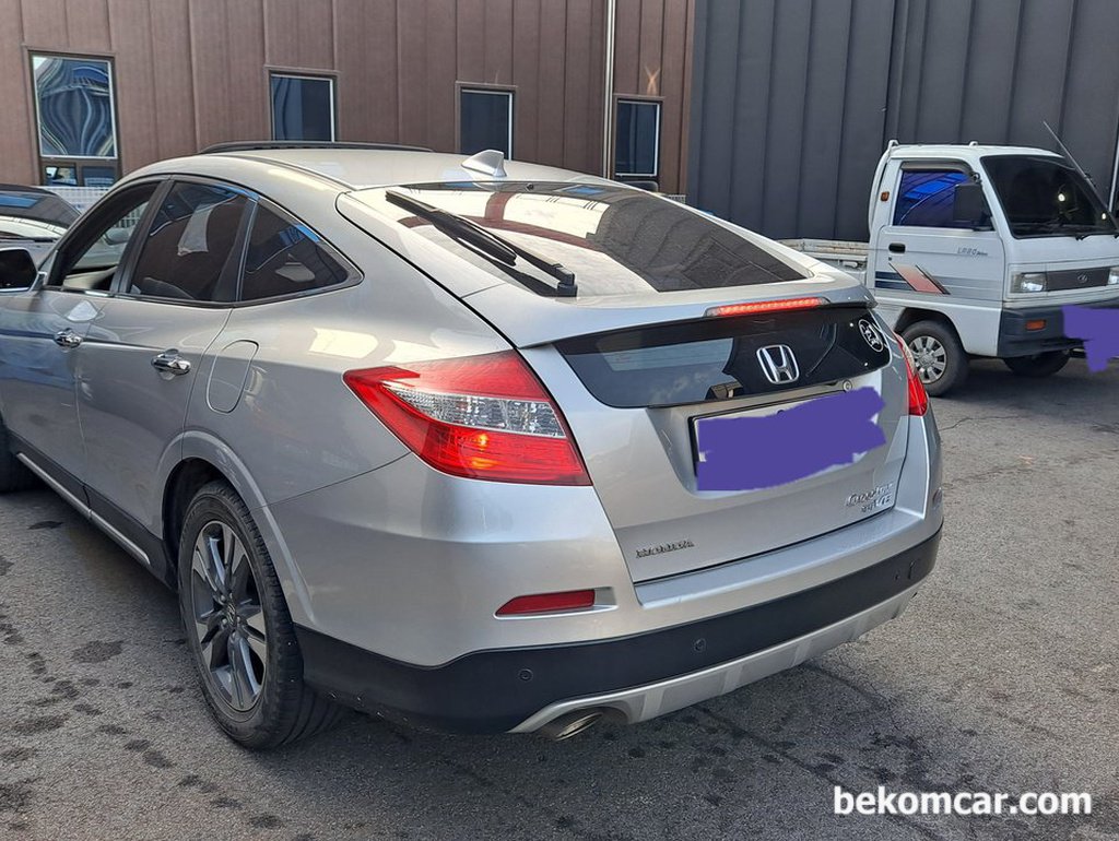혼다 크로스투어 궁뎅이가 매력적이다|ベコムカー (bekomcar)