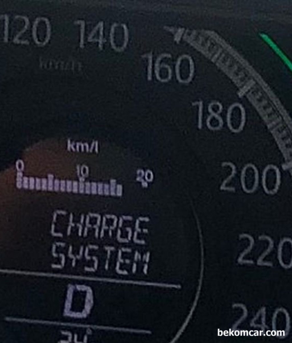 혼다 어코드 9세대 'CHECK CHARGE SYSTEM' 경고등이 있어요, 어떻게 해야 하나요?|베콤카 차량정밀진단