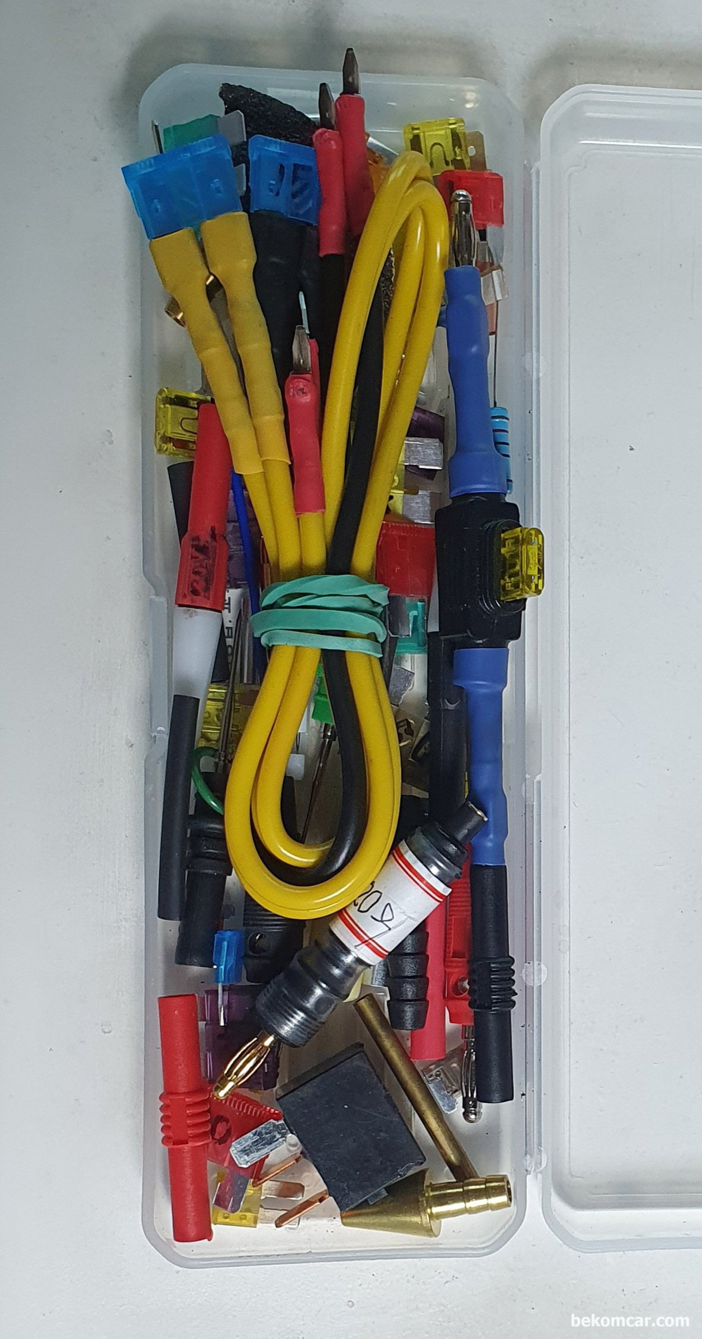 베콤카 정비사 맞춤식 교육으로 사용할 자잘한것들, 그래도 다 용도가 있음. 물론 전기적 고장 진단시나 연료펌프 블로우어 모터등 모듈진단에도 사용함.|ベコムカー (bekomcar)