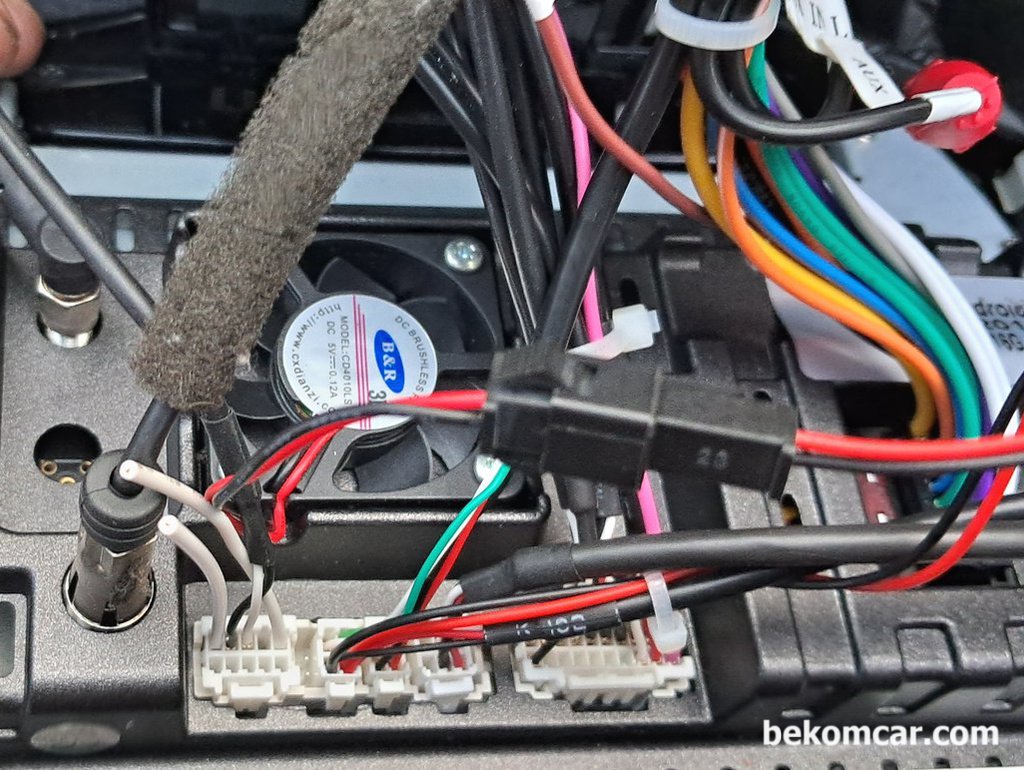 현대 엑센트 안드로이드 및 블랙박스 설치완료|贝科姆汽车 (bekomcar)