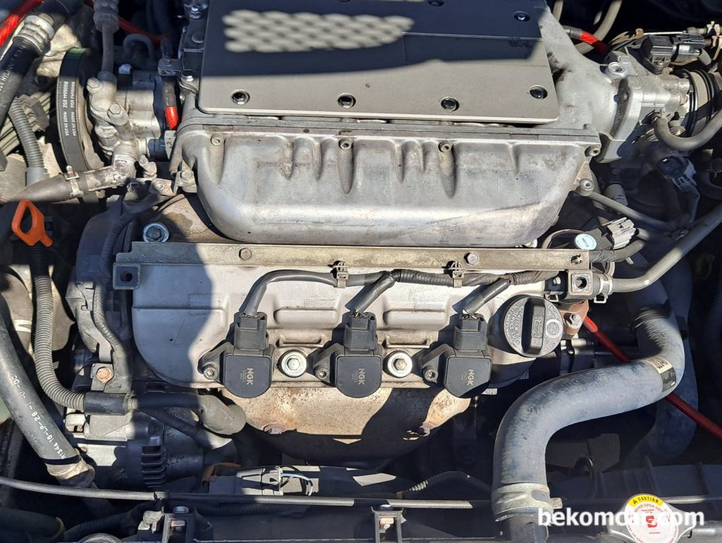 2000년 아큐라 TL 3.2 SOHC V6 엔진룸|베콤카 차량정밀진단