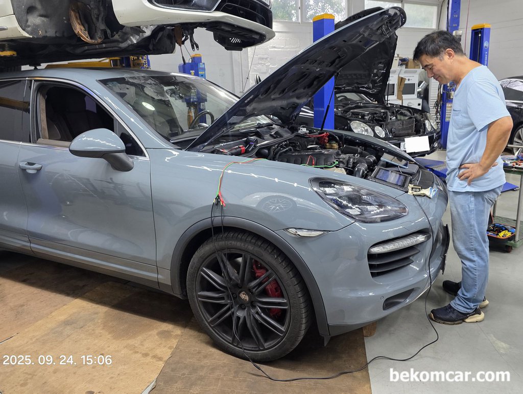 정비사 동료 경험과 지혜 총 동원, 고장코드 해결중|베콤카 차량정밀진단