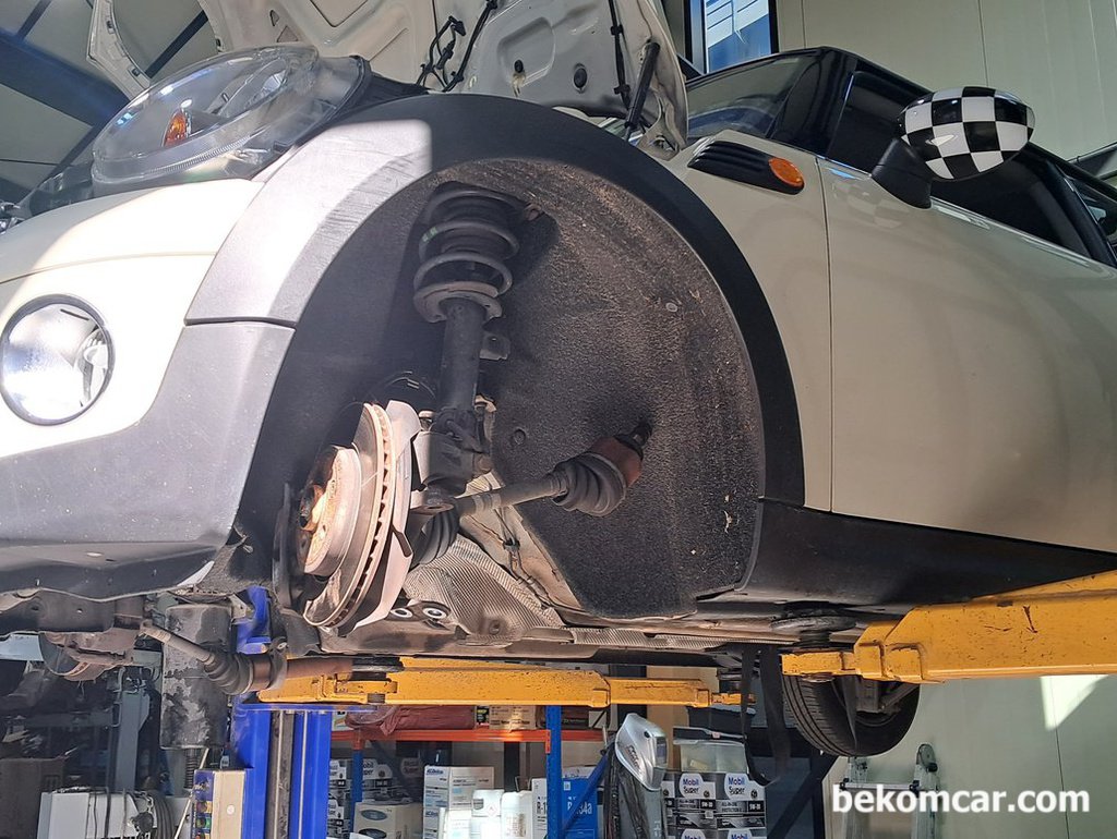 BMW 미니, 엔진오일 과다 소모로 엔진오버홀|贝科姆汽车 (bekomcar)