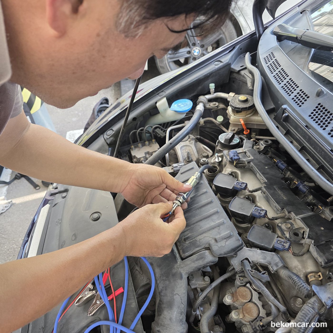 혼다 시빅 2008년 1.3L 하이브리드 실린더압력센서 세팅중이다.|bekomcar.com