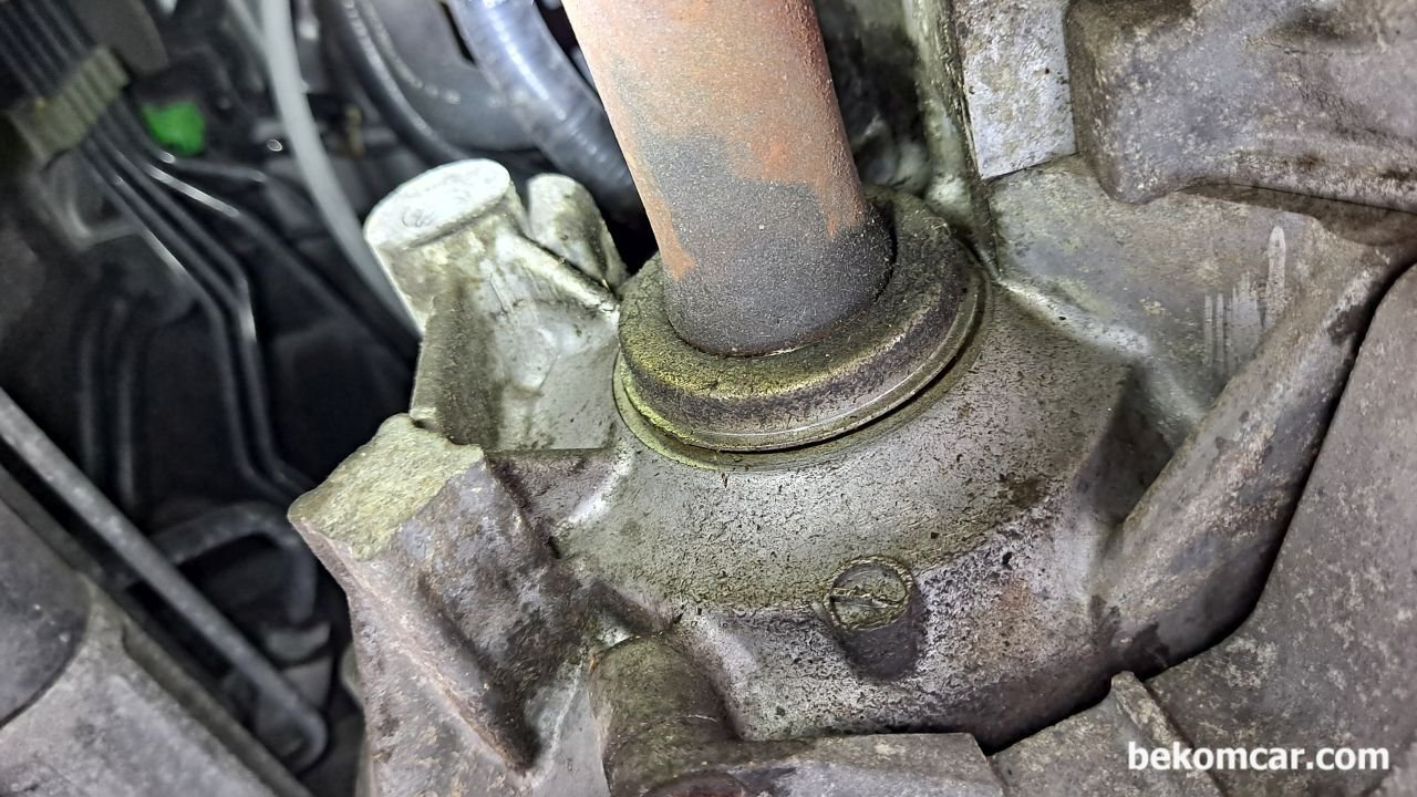 What should I repair at my 100,000 km maintenance time?, None|bekomcar.com