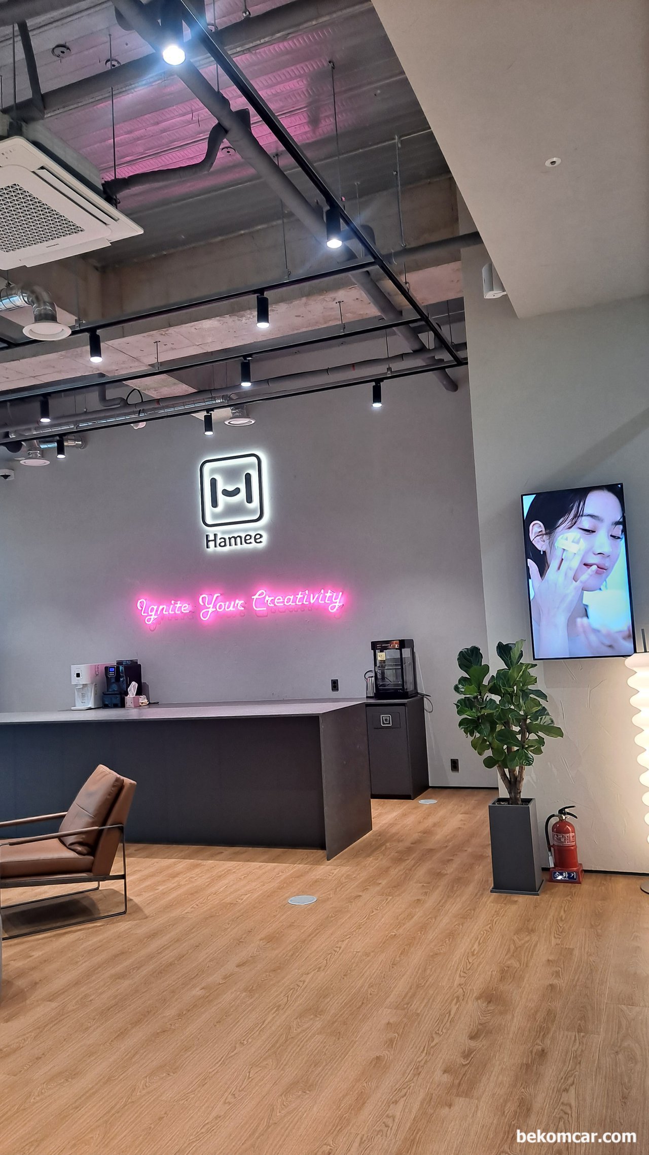 Hamee, Ignite Your Creativity, Hamee, Ignite Your Creativity Lounge, Seoul Korea.|بيكومكار (bekomcar)