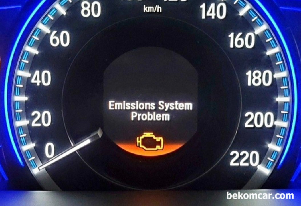 P0455 과 P0446 고장코드가 있고 계기판에 Emission System Problem 경고가 뜨고있어요.이거 심각한가요?, 계기판에 배기가스관련 경고메시지와 엔진경고등이 표시된다. 차량은 혼다 어코드 차량이다.|ベコムカー (bekomcar)