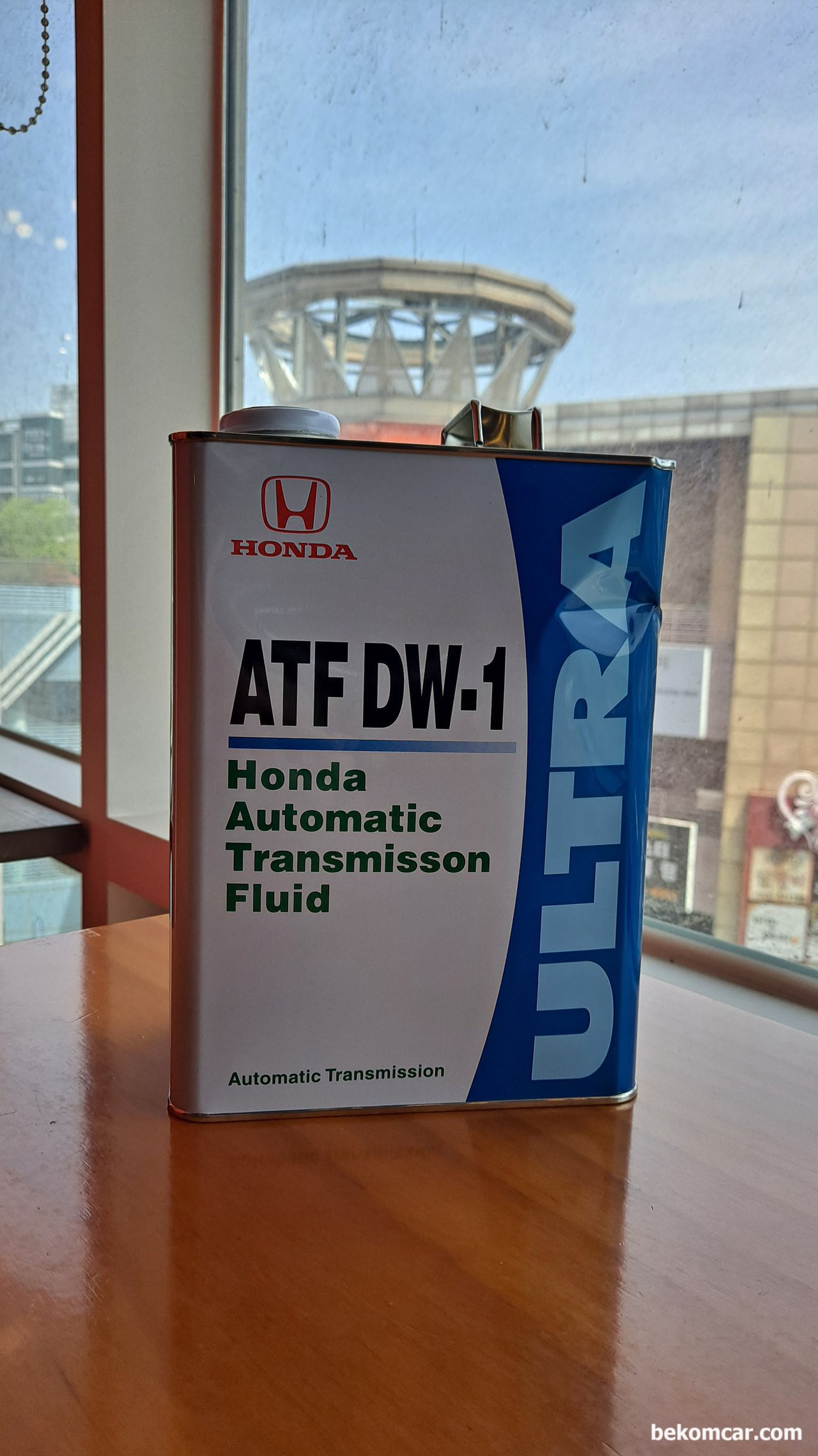 선무당이 차를 망가뜨린다. 모르면 정비사에 의뢰하자, ATF-DW1은 혼다 어코드, 시빅, 오딧세이, 레전드등 자동미션에 사용하는 미션액 규격이다.|베콤카 차량정밀진단
