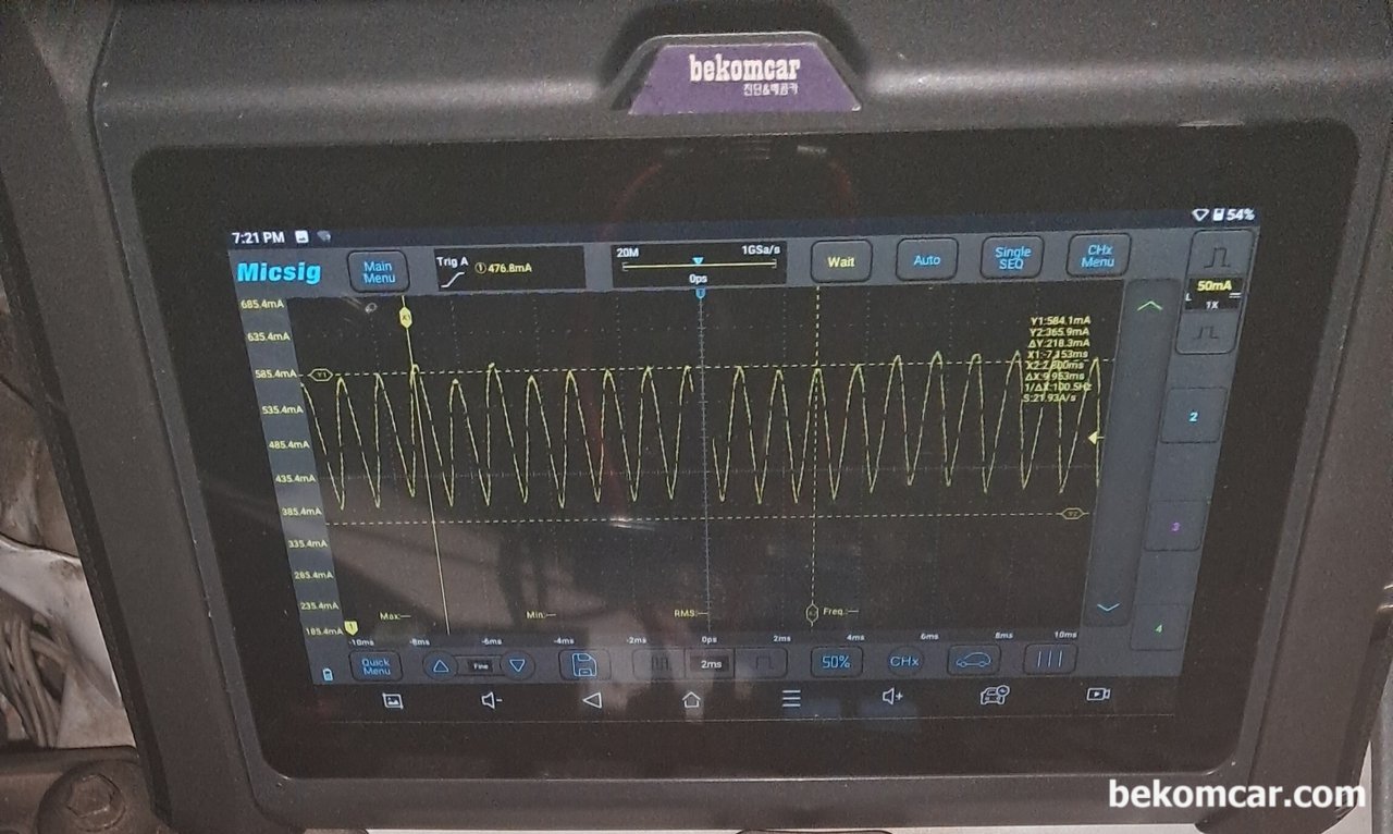 NF쏘나타 연료펌프 건강상태, 파형분석 6,000RPM 5A전류사용, NF쏘나타 연료펌프 파형을 분석해본다. 커뮤테이터는 8개를 기준으로 각 각 전류사용량 측정으로 다양한 모터상태를 알 수 있다. 모터는 약 6,000rpm으로 회전하고 있다.|贝科姆汽车 (bekomcar)