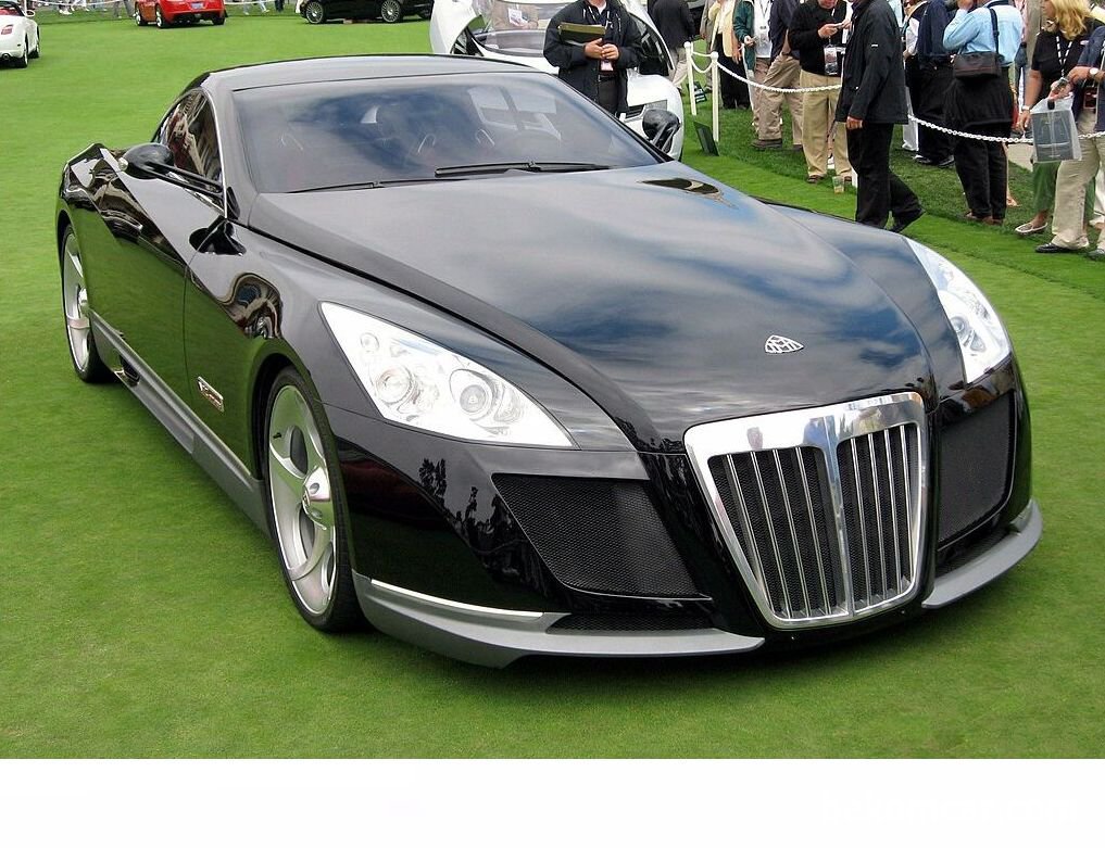인젝터 파형분석, 실화 출력이상 시동꺼짐등 진단, 예들들어 Maybach Exelero 차량이 시동에 이슈가 있거나 부조가 있고 출력도 좋지 않아서 12개 인젝터를 확인해야 한다. 그리고 점화플러그 와 점화코일도 진단해야 한다. 12개 실린더 압축압력 측정은? 어떻게 해야할까? 인테이크 등 분해후 인젝터 탈 거해서 측정하는것 자체가 상당한 작업이다. 이런경우 일절 분해조립 없이 차량에 아무런 상처없이 인젝터, 점화코일, 점화플러그 가 쇼트인지 오픈인지 막혔는지등을 과학적으로 진단이 가능하다는 것이다. 심지어 인젝터 핀틀 동작상태까지 측정이 가능하다.
Maybach Exelero는 Fredrik Burchhardt이 디자이너이고 Stola & DaimlerChrysler 공동으로 2004년 제작하여 2005년에 공개한것이라고 한다. 엔진 주요사양은 6.0 L 5,980 cc (365 cu in) M275 AMG twin-turbo V12 이다.
자료 https://en.wikipedia.org/wiki/Maybach_Exelero. Photo Courtesy of Simon Davison, https://www.flickr.com/people/99232341@N00|بيكومكار (bekomcar)