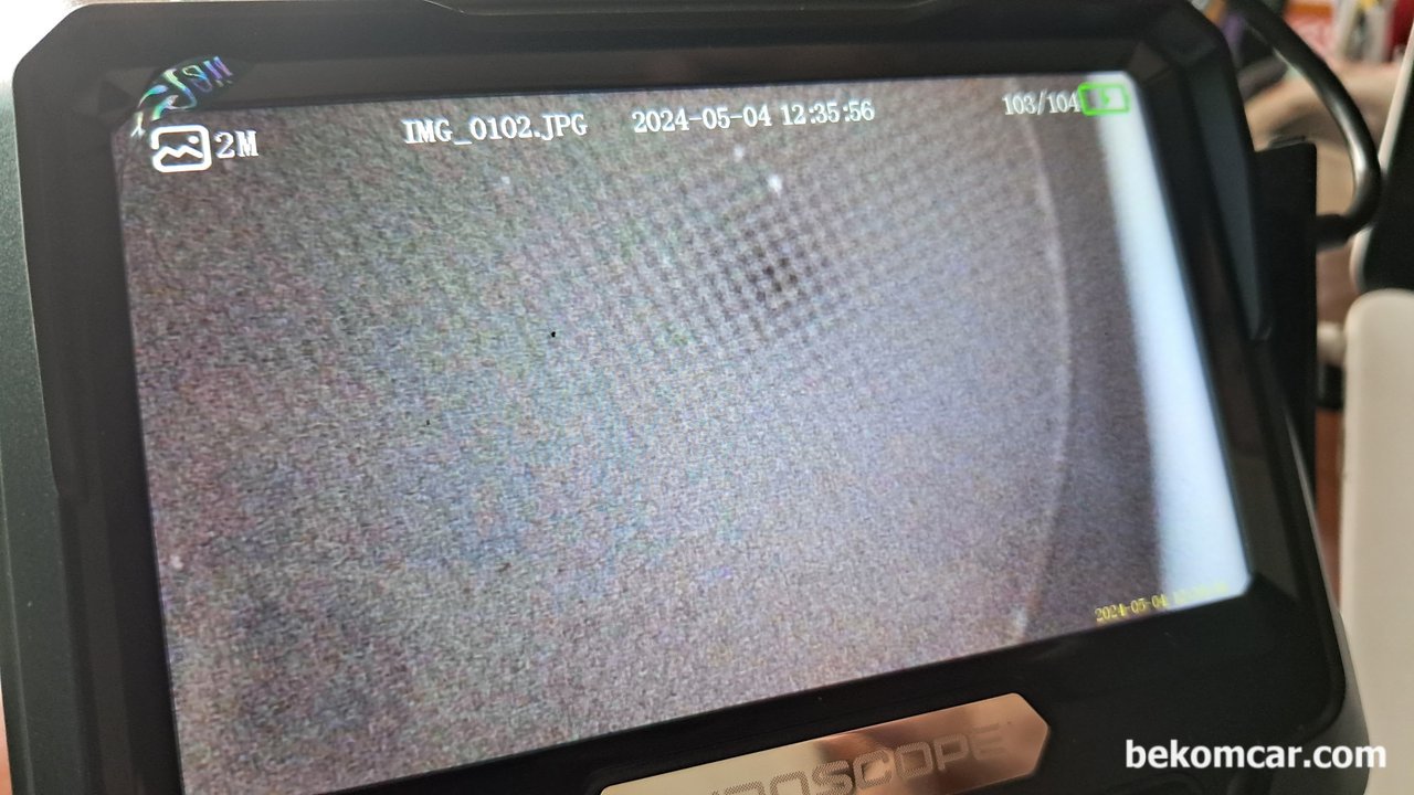 중고차구매나 매입시 촉매 효율저하 P0420 P0430 고장코드 확인필수, 중고차구매나 중고차매입시 촉매고장코드가 있는경우 내시경을 통하여 촉매를 점검하는것도 좋은 방법이다. 어느정도인지 확인이 가능하기 때문이다. 내시경으로 검사시 표면이 녹아내렸거나 냉각수나 엔진오일등으로 잔뜩 덥혀있으면 촉매교체해야 한다..|贝科姆汽车 (bekomcar)