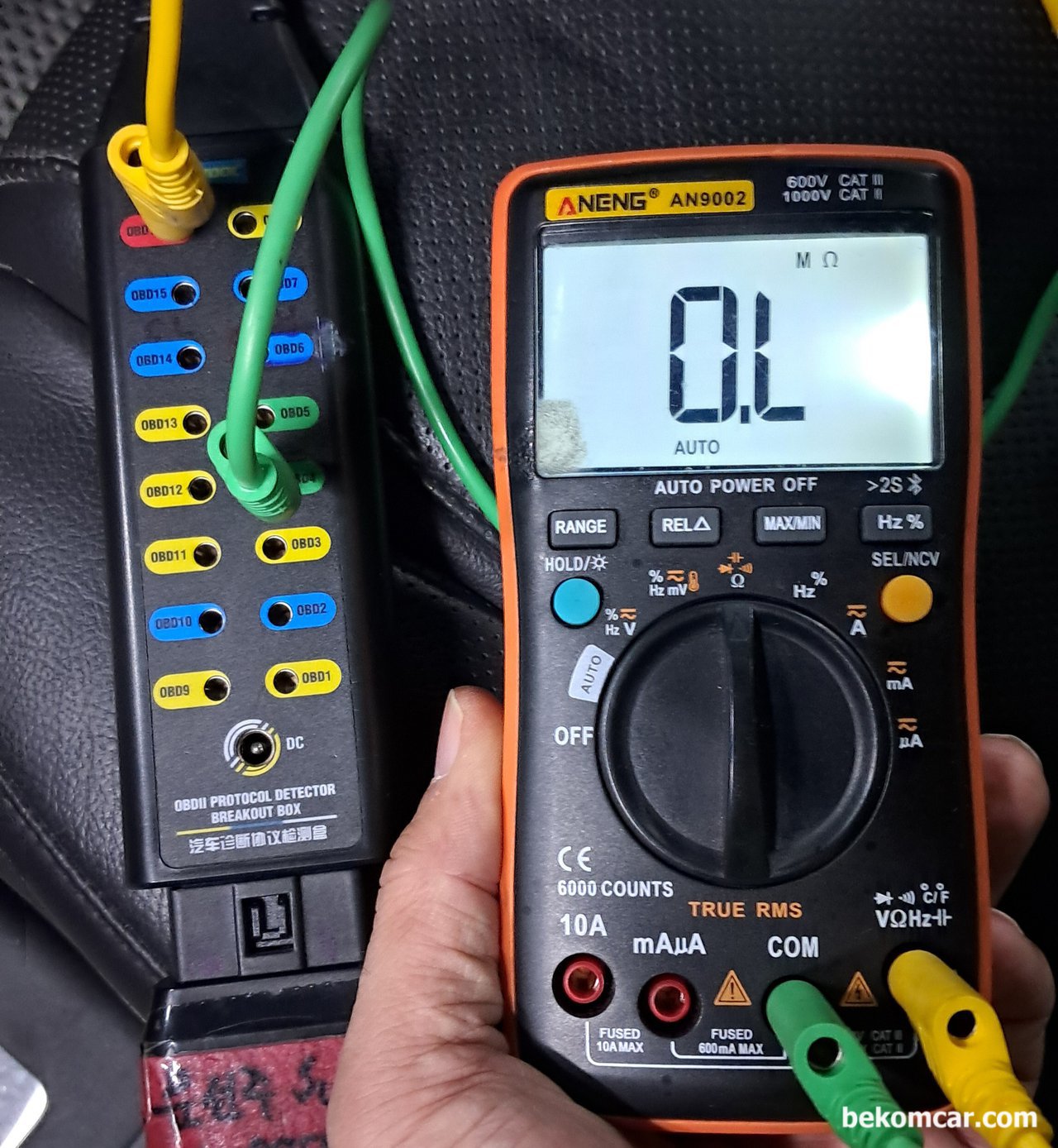 포드 익스플로러 실화 부조 ECU 진단, O.L 측정값이 반가울때, ECM, 그라운드, 쇼트, 단락 점검시 채시 및 엔진블럭 그라운드 상태를 측정한다. 다행히 채시나 엔진블럭 그라운드는 쇼트가 아니다. 채시 엔진블럭 진단차량은 포드 익스플로러 2014년 3.5 이다.|贝科姆汽车 (bekomcar)