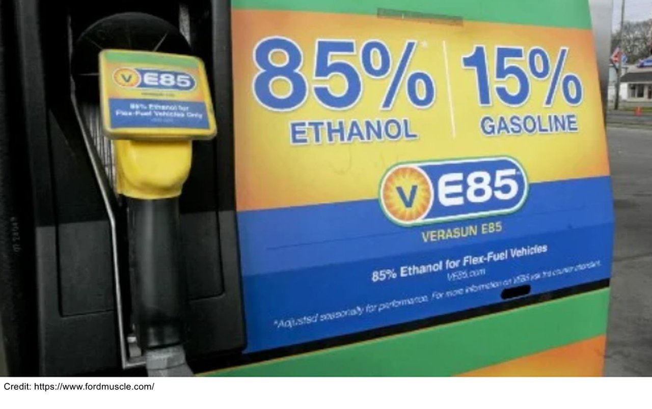 크라이슬러 지프 체로키 시동이 걸리지 않아요. 정비소는 E85 때문이라고 합니다., E85 (Flex Fuel)는 한국에서는 찾아보기 힘들지만 미국등 직 수입차의 경우 드물게 이러한 현상이 발생할 수 있다. 기술적으로는 연료내 에타놀 함유량을 산소센서가 자동으로 계산하여 보정을 하게 되어 있다. 간혹 그렇지 못 한경우가 있을 수 있다. Photo credit: https://www.fordmuscle.com/|베콤카 차량정밀진단
