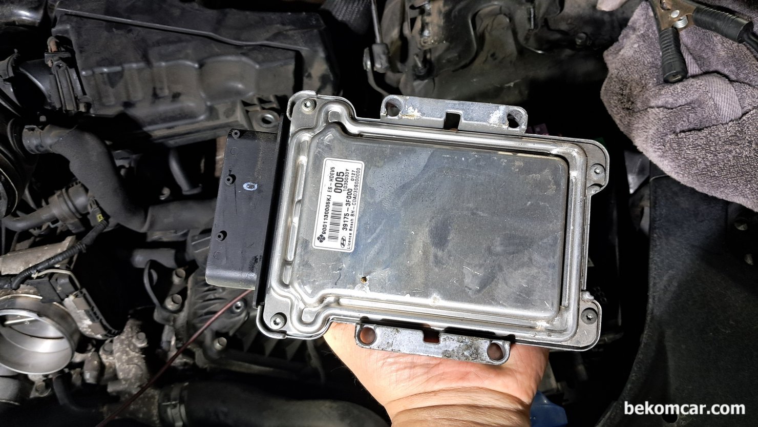 현대자동차 에쿠스 VS500 IDB 연료압력 및 인젝터 제어 ECU, 현대자동차 에쿠스 VS500 IDB 인젝터 ECU이다. P0611등 인젝터 내부오류등의 경우 인젝터 모듈고장 가능성이 높다.|bekomcar.com