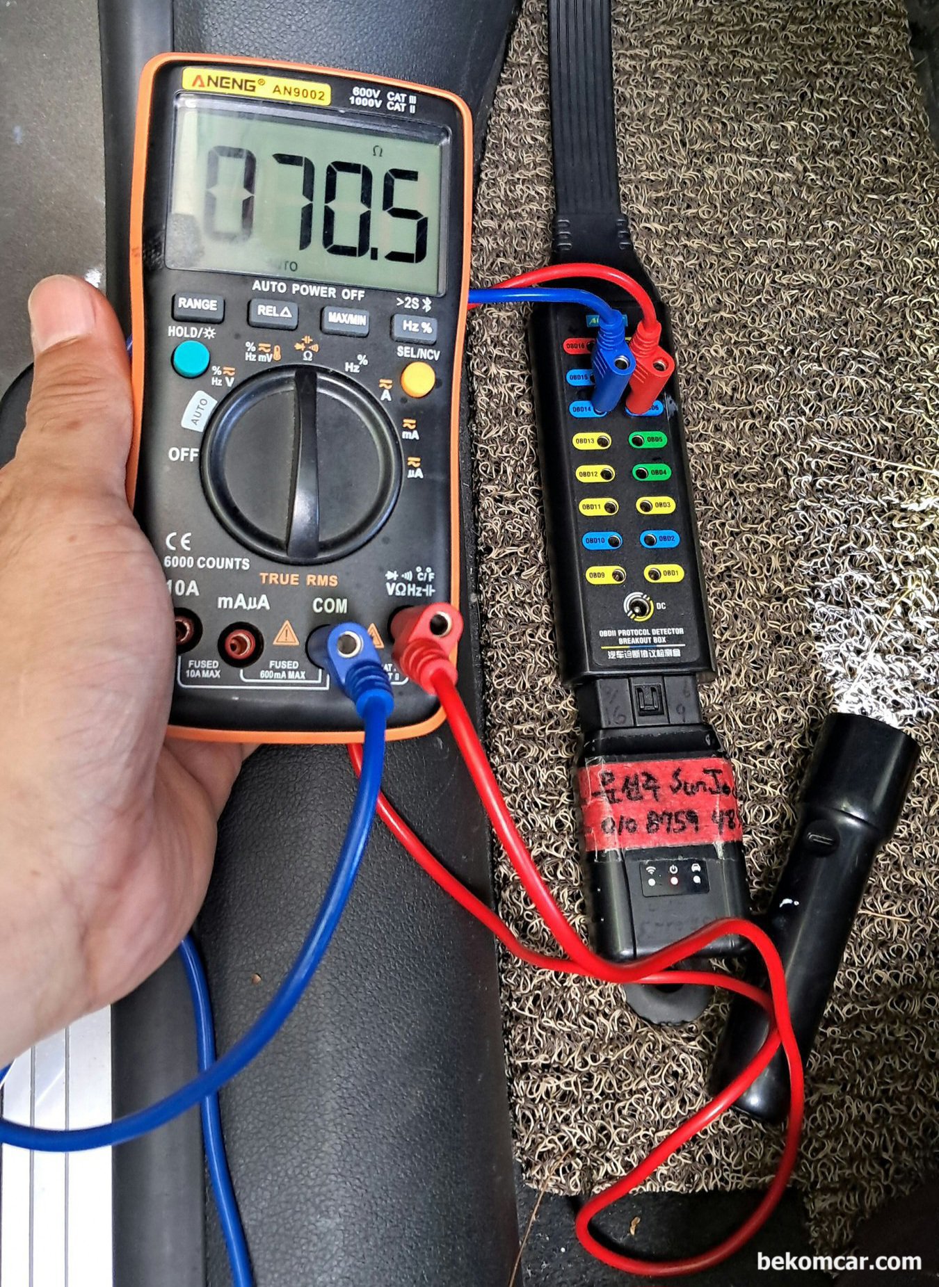 아우디 A7 콰트로 3.0T TFSI, 캔 통신 고장 진단 정에서 배울점, 아우디 A7 콰트로 3.0t TFSI 캔 통신 진단 정비사례, 캔 통신 진단전 기본적인 점검중 한가지 특징은 #6 & #14 번 CAN HIGH & CAN LOW 저항이 약 60옴이 아니라 70.5옴 이다. 이런경우 대부분 캔 통신 고장이 있는 네트워크 하네스 어딘가에 저항이 생겼다는 의미가 될 수 있다.|베콤카 차량정밀진단