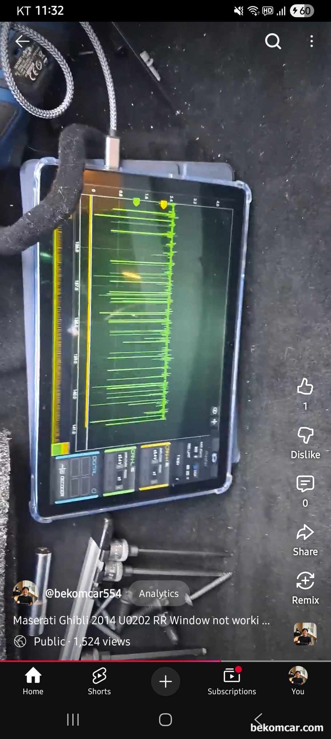 마세리티 기블리 U0202 캔 통신 진단과정 중의 쇼트영상, 3일만에 1,524 조회수, 예상대로 캔 통신 선 2개중에서 CAN HIGH 선이 파란색 임이 확인된다. CAN HIGH 파형이 사라졌다. 이번 수입차 정비소 출장 캔 통신 진단 차량은 마세라티 기블리, 캔 통신 고장코드는 U0202 이다.|بيكومكار  (bekomcar)