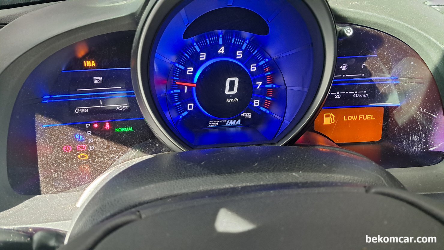 혼다 하이브리드 CRZ 10만키로 주행,  P1634 충전불가 진단 정비과정 기록, 혼다 하이브리드 CRZ 10만키로 주행,  P1634 충전불가 진단 정비과정 기록 이다.  IMA 경고등 과 충전 진행바 바 에 아무것도 없다. 그리고 충전기를 연결하지 않으면 시동이 꺼진다.|بيكومكار  (bekomcar)