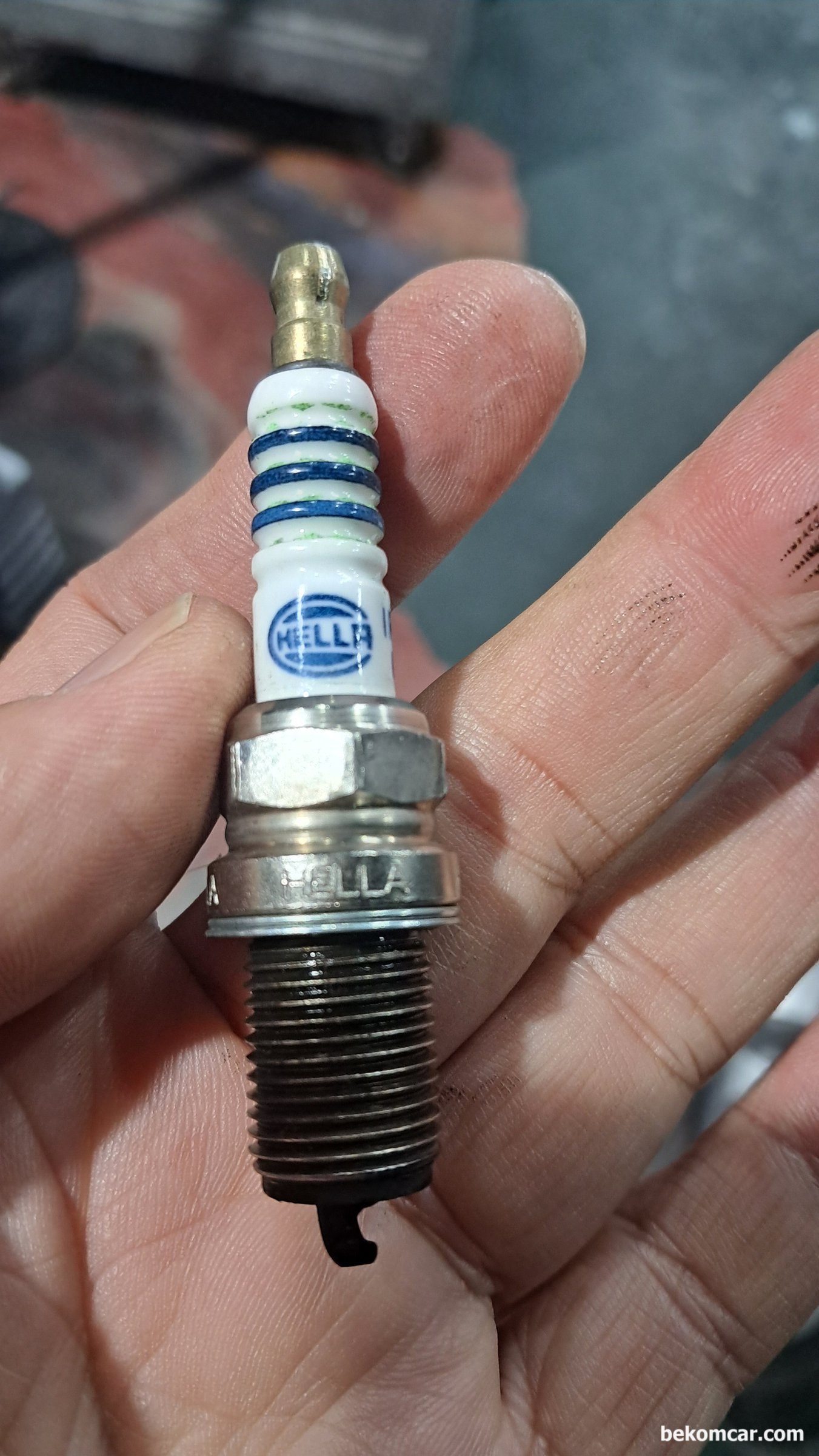 점화코일 점화플러그 인젝터 등 순정 OEM사용 권장이유, 점화코일 점화플러그 인젝터 등 순정 OEM사용 권장이유는 돈 아끼는 지름길 이기 때문이다.|بيكومكار  (bekomcar)