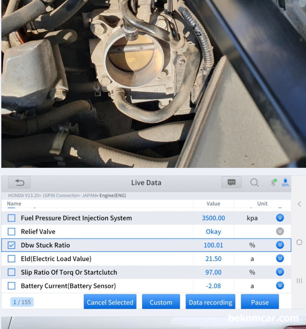 혼다 어코드 9세대 2.4L 쓰로틀바디 진단 및 청소와 리셋하기, 혼다 어코드 9세대 2.4L, 진단기 확인결과 쓰로틀바디 막힘율 (DBW Stuck Ratio)가 100%이다. 막상 쓰로틀바디 청소를 위하여 분해하니 먼지등 이물질이 있고 카본찌꺼기가 잔뜩 있다. 깨끗히 청소후 진단기로 쓰로틀바디 재 학습을 해 준다.|بيكومكار  (bekomcar)