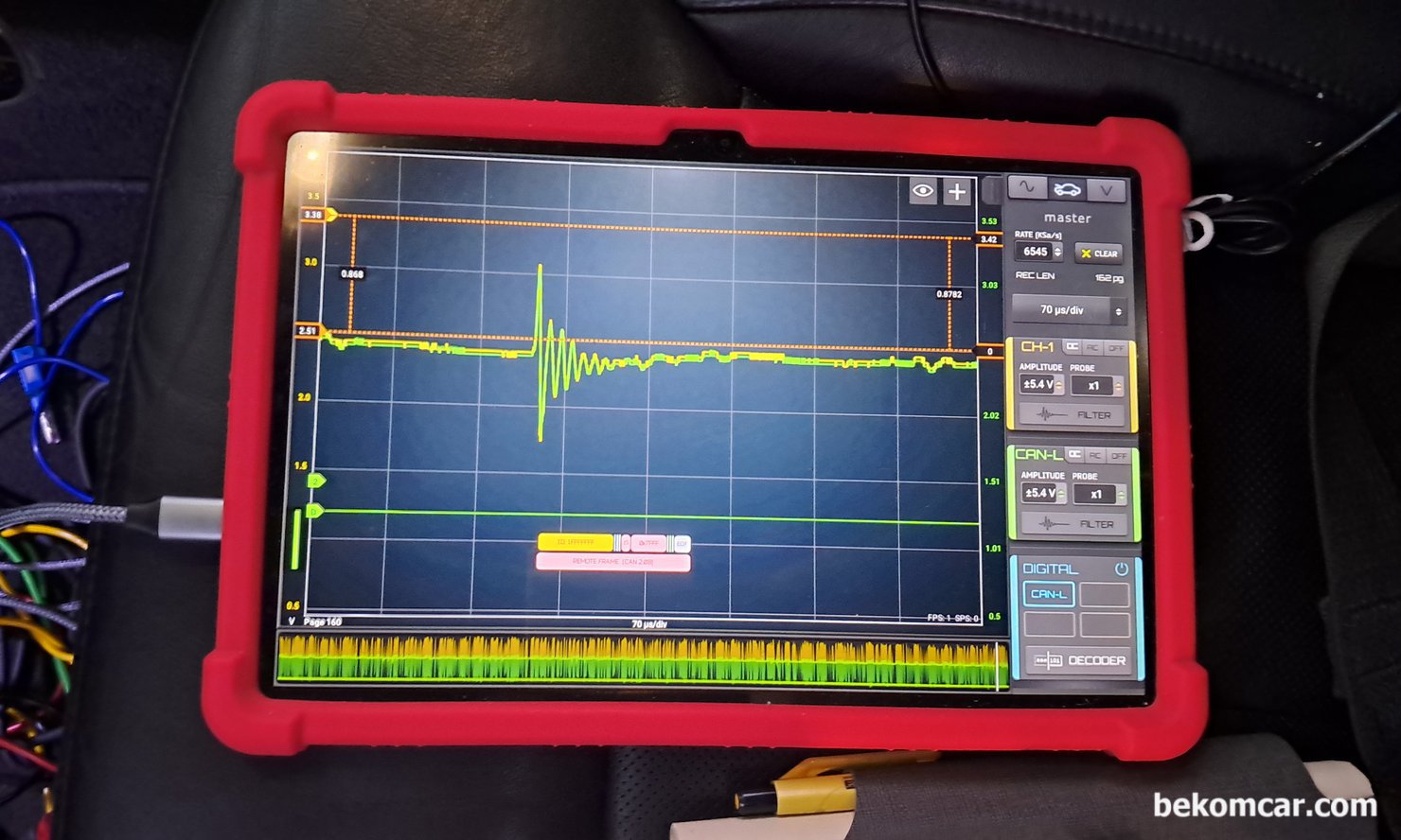 GM대우 알페온 2014년 직렬 캔 통신 (Serial GMLAN) 고장코드 진단기록, GM대우 알페온 2014년 GMLAN통신 고장코드 진단기록 이다. 캔 통신 High & Low 파형이 정상으로 보이다가 아주 드물게 비 정상 파형이 측정된다. 상당히 특이한 캔 통신 파형이다.  측정은 HS512Max 오실로스코프를 사용했다.|bekomcar.com