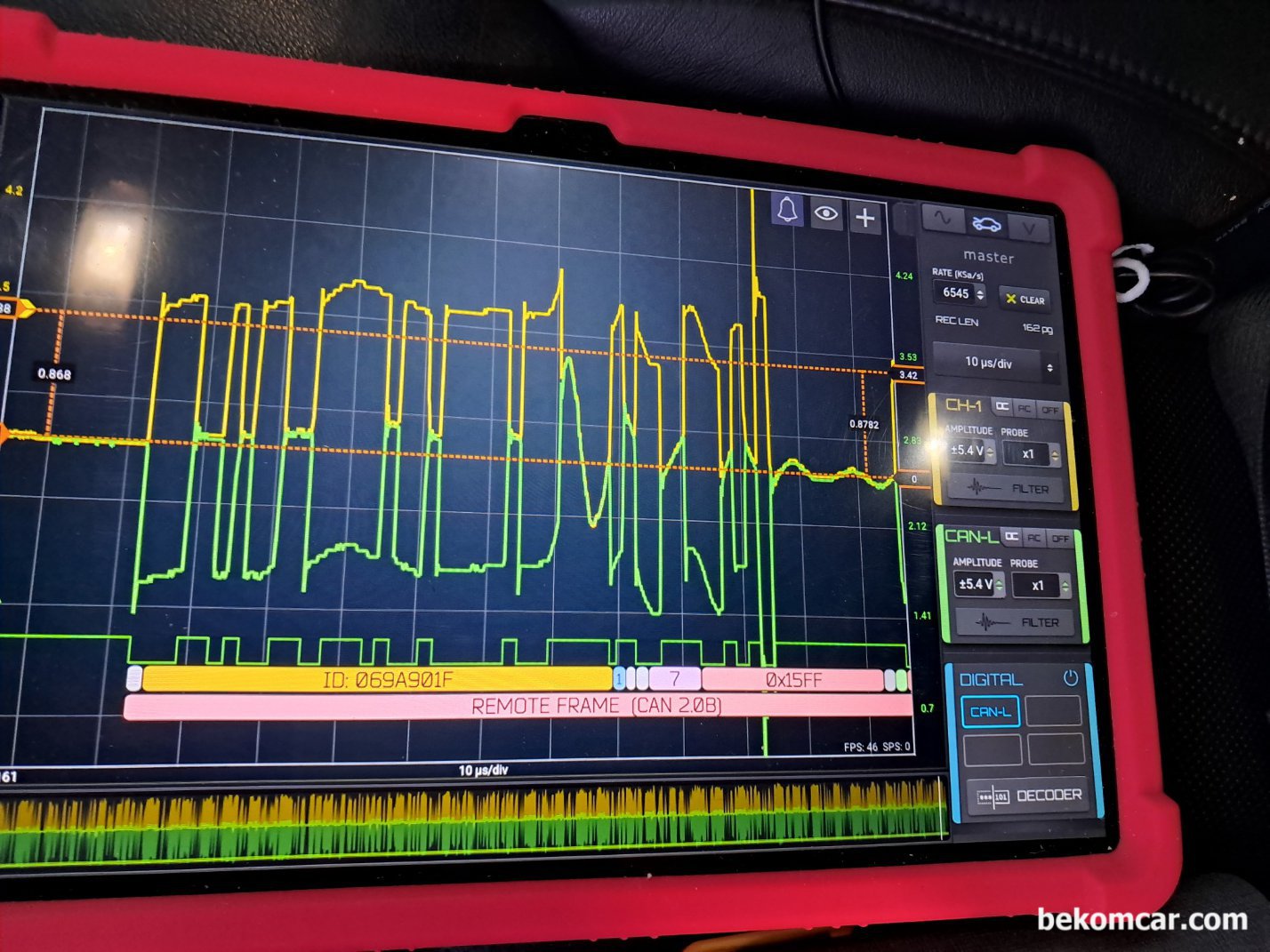 지엠대우 알페온 GMLAN 캔 통신 파형측정 기록, 전체 캔 통신 파형을 타임라인에 맞추어 보면 순간 캔통신 파형 왜곡이 발견된다. GMLAN 데이터통신 진단 차량은 지엠대우 알페온 차량이다.|bekomcar.com